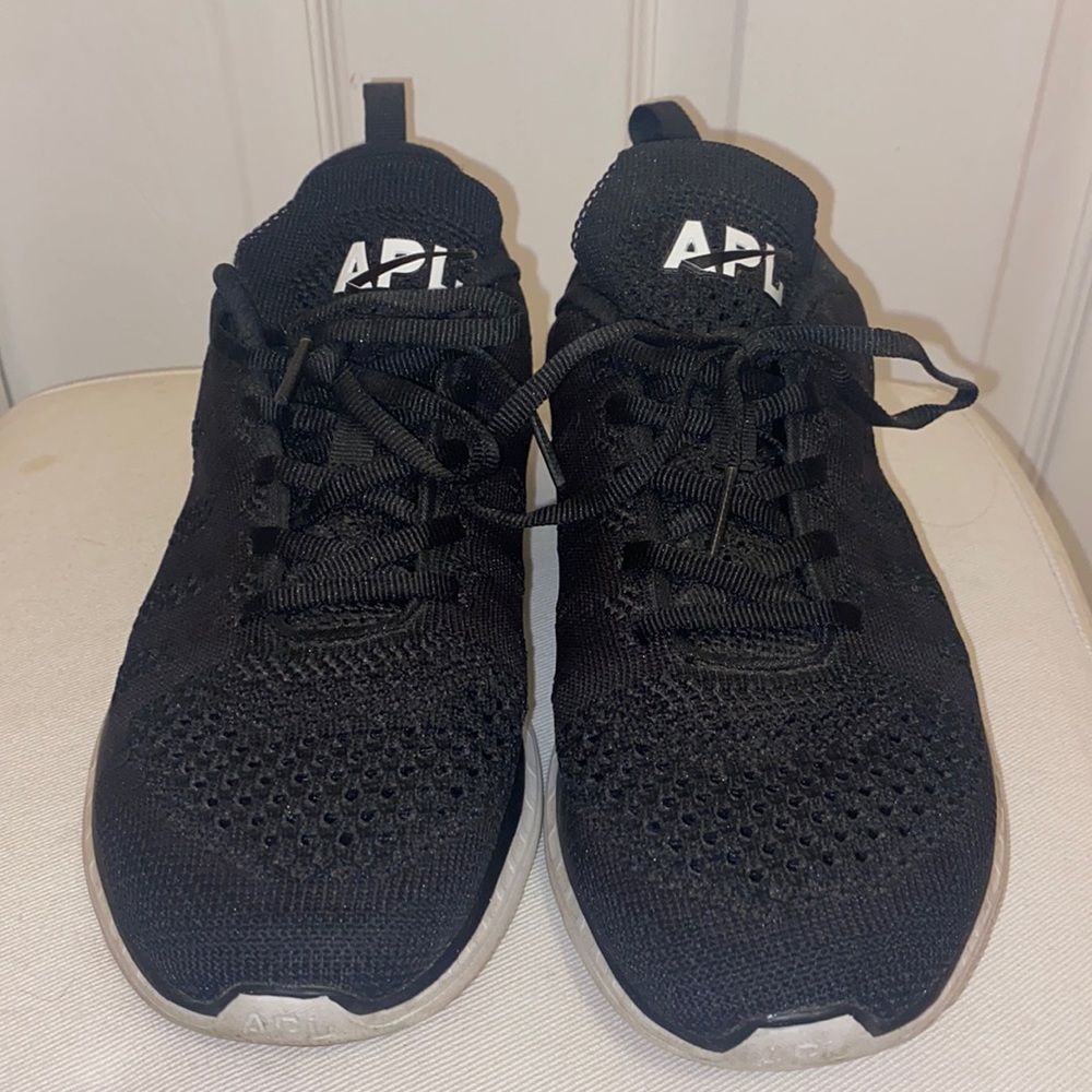 APL Sneakers